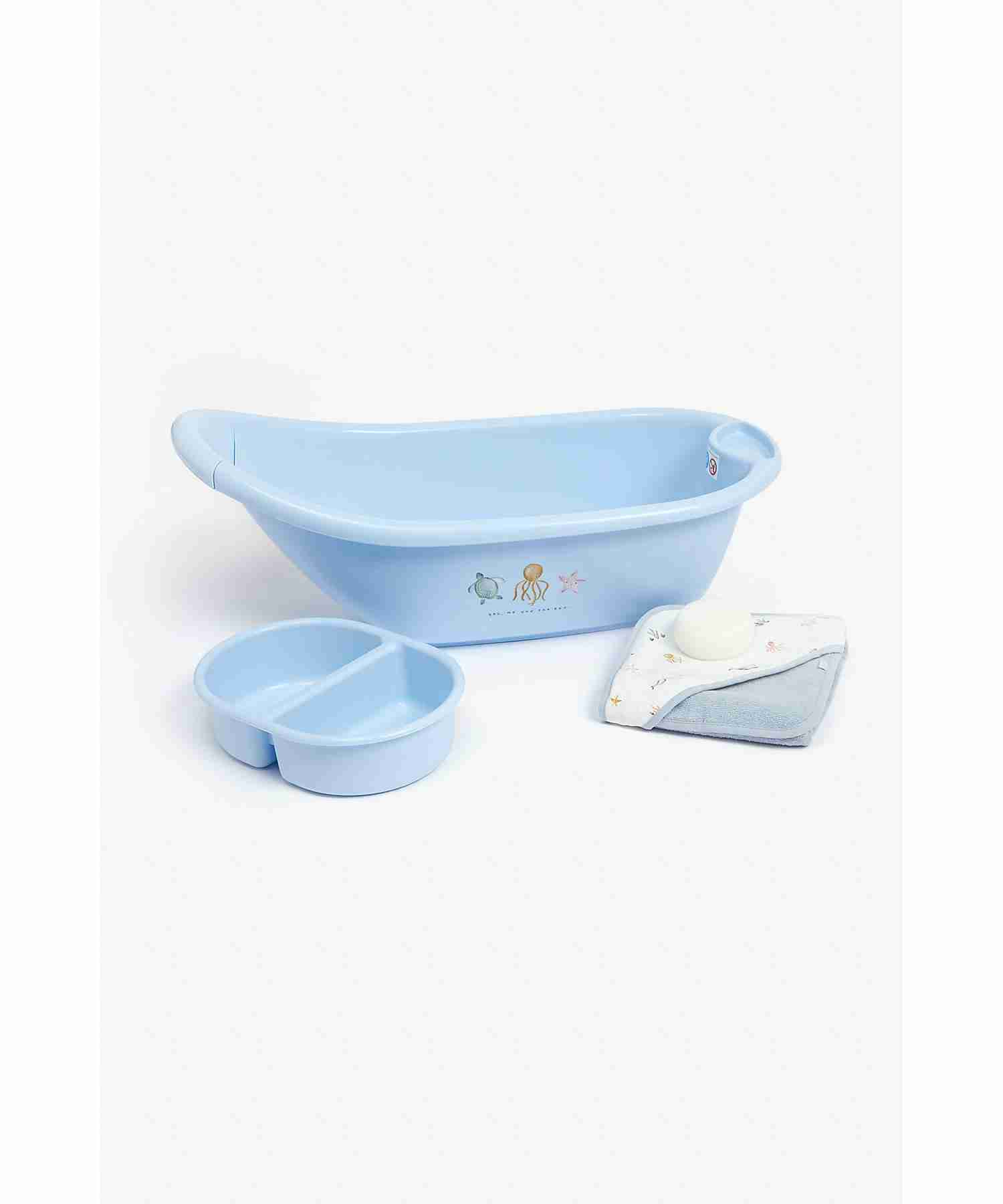 https://cdn.fynd.com/v2/falling-surf-7c8bb8/fyprod/wrkr/products/pictures/item/free/original/mothercare/UB537/0/z42GFYr30b-492410792_1.jpg