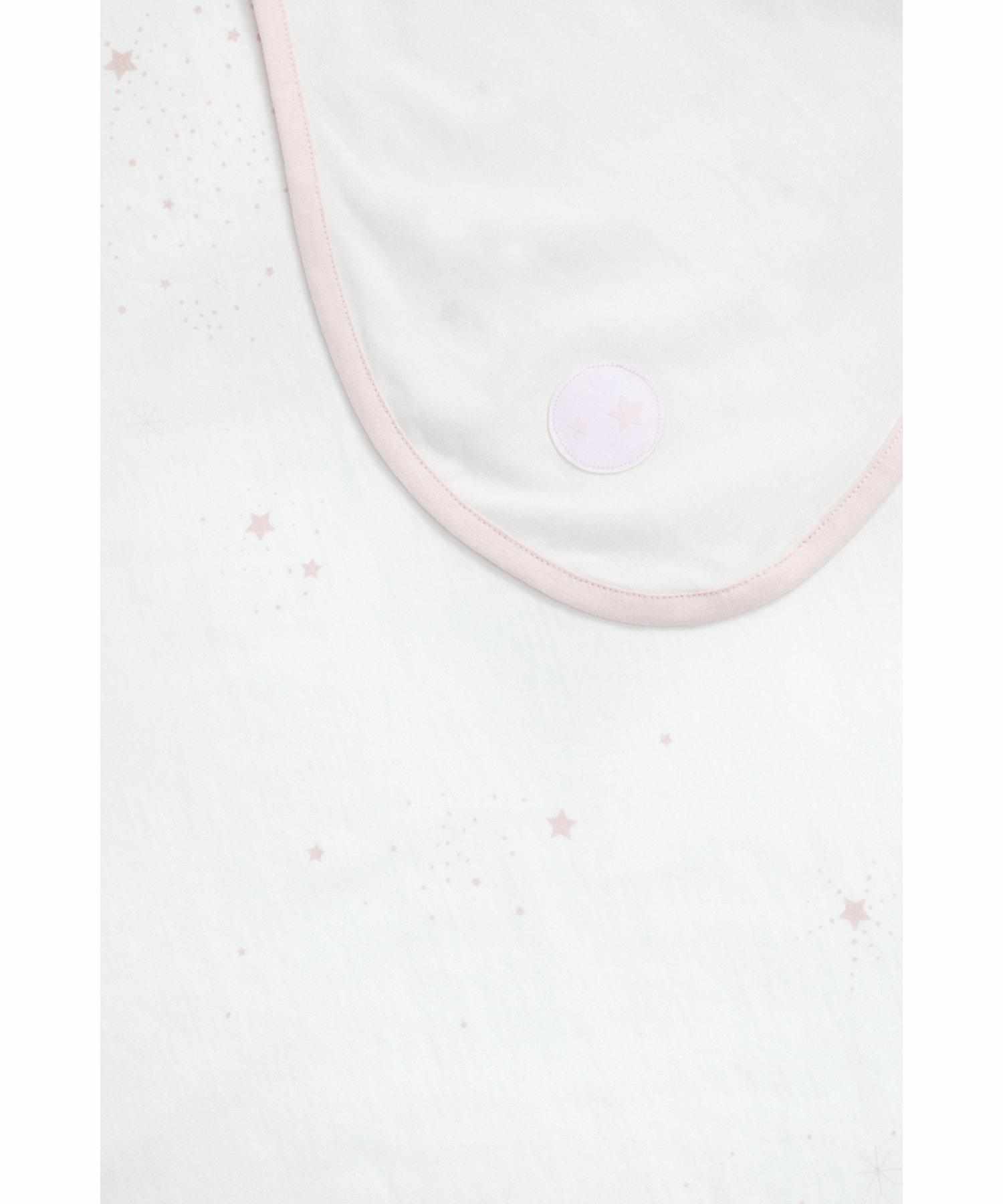 https://cdn.fynd.com/v2/falling-surf-7c8bb8/fyprod/wrkr/products/pictures/item/free/original/mothercare/UB593/2/RN0gLC7_SF-UB593-3.jpg