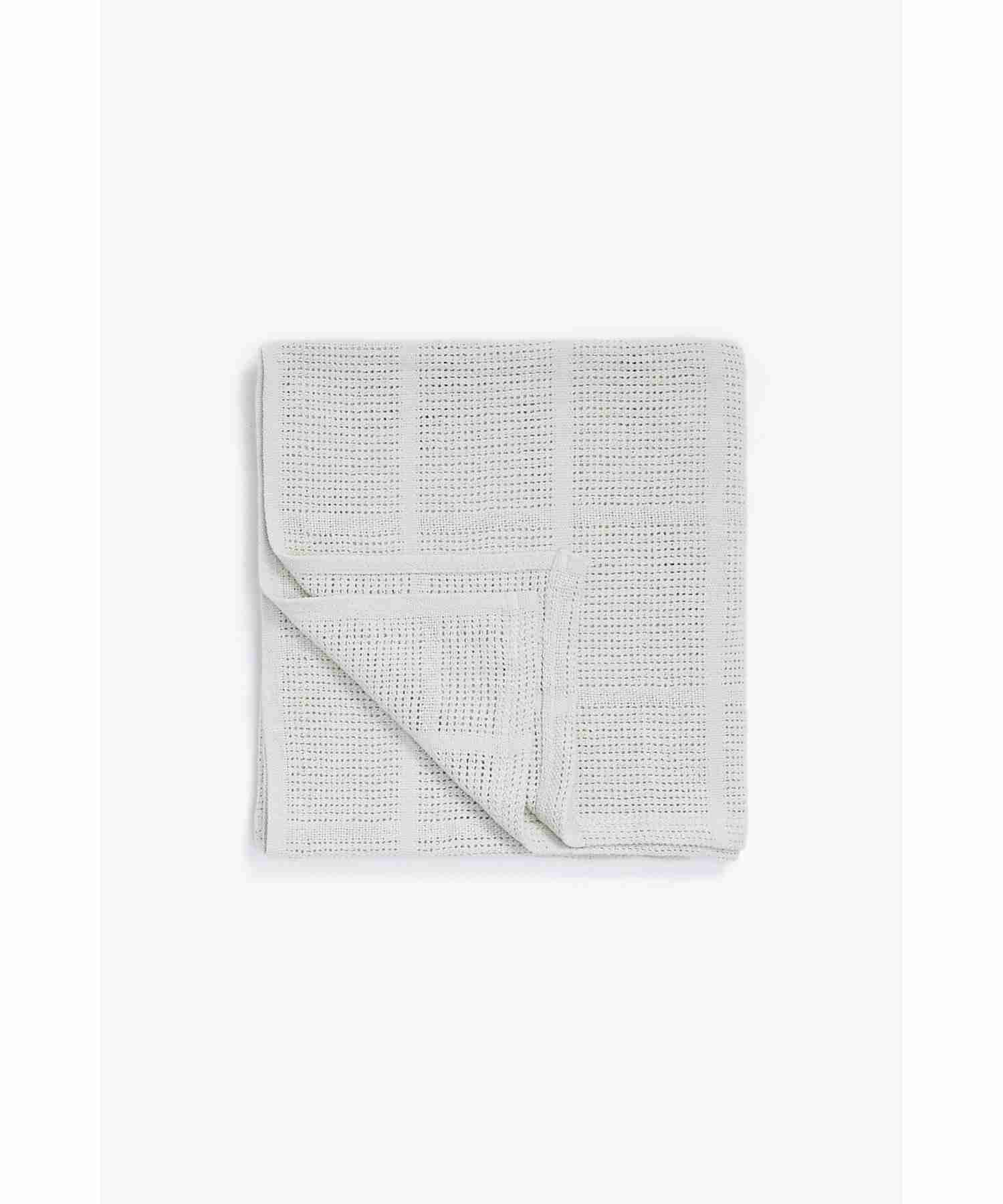 https://cdn.fynd.com/v2/falling-surf-7c8bb8/fyprod/wrkr/products/pictures/item/free/original/mothercare/UB631/0/A4YF9-7WMD-UB631-1.jpg