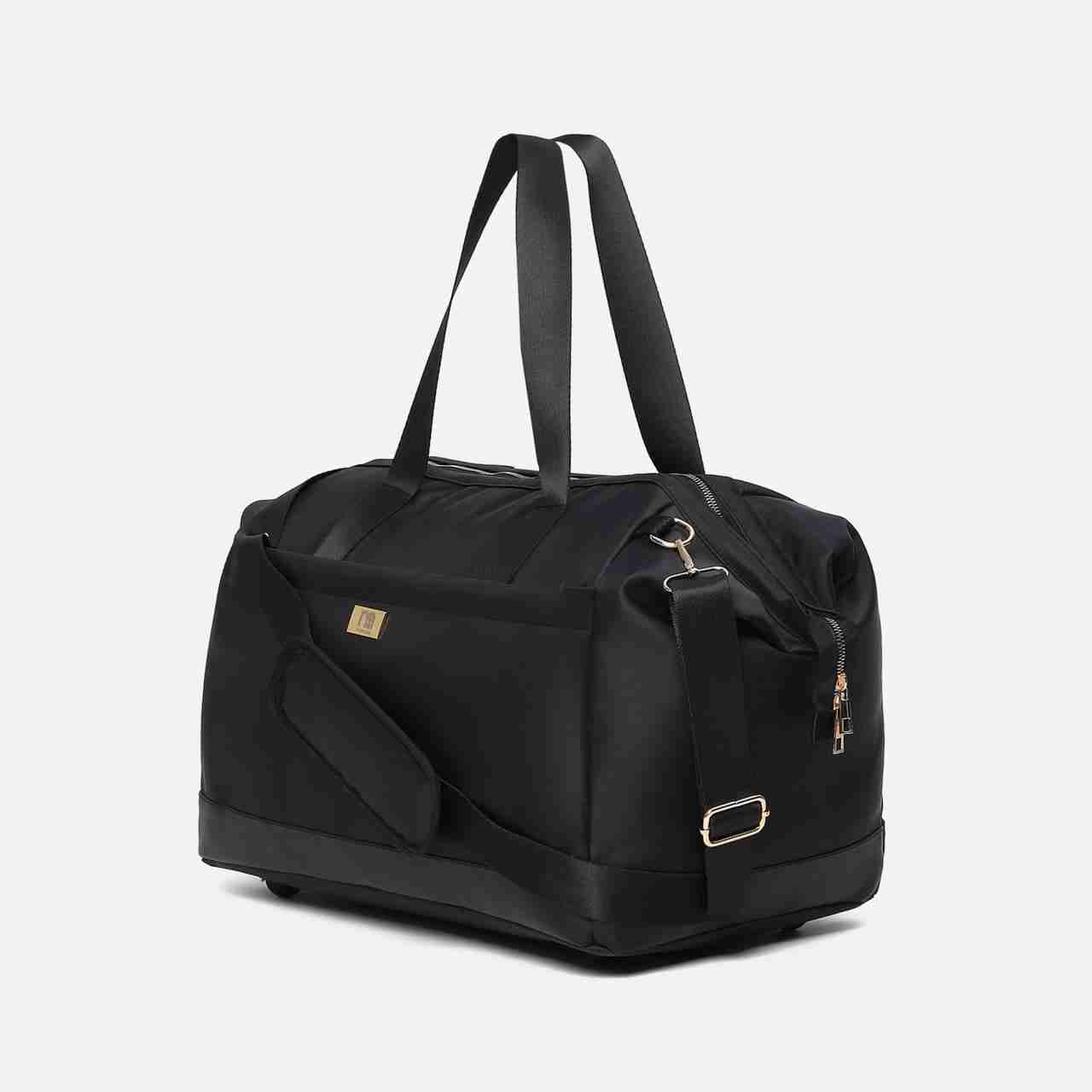 https://cdn.fynd.com/v2/falling-surf-7c8bb8/fyprod/wrkr/products/pictures/item/free/original/mothercare/WB01/2/-4P1uifm2J-493660440_3.jpg