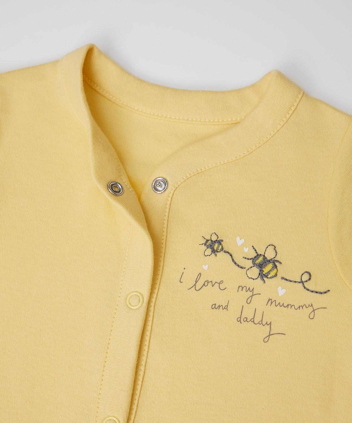 https://cdn.fynd.com/v2/falling-surf-7c8bb8/fyprod/wrkr/products/pictures/item/free/original/mothercare/YA026/2/cpz9nYmCDz-YA026-3.jpg