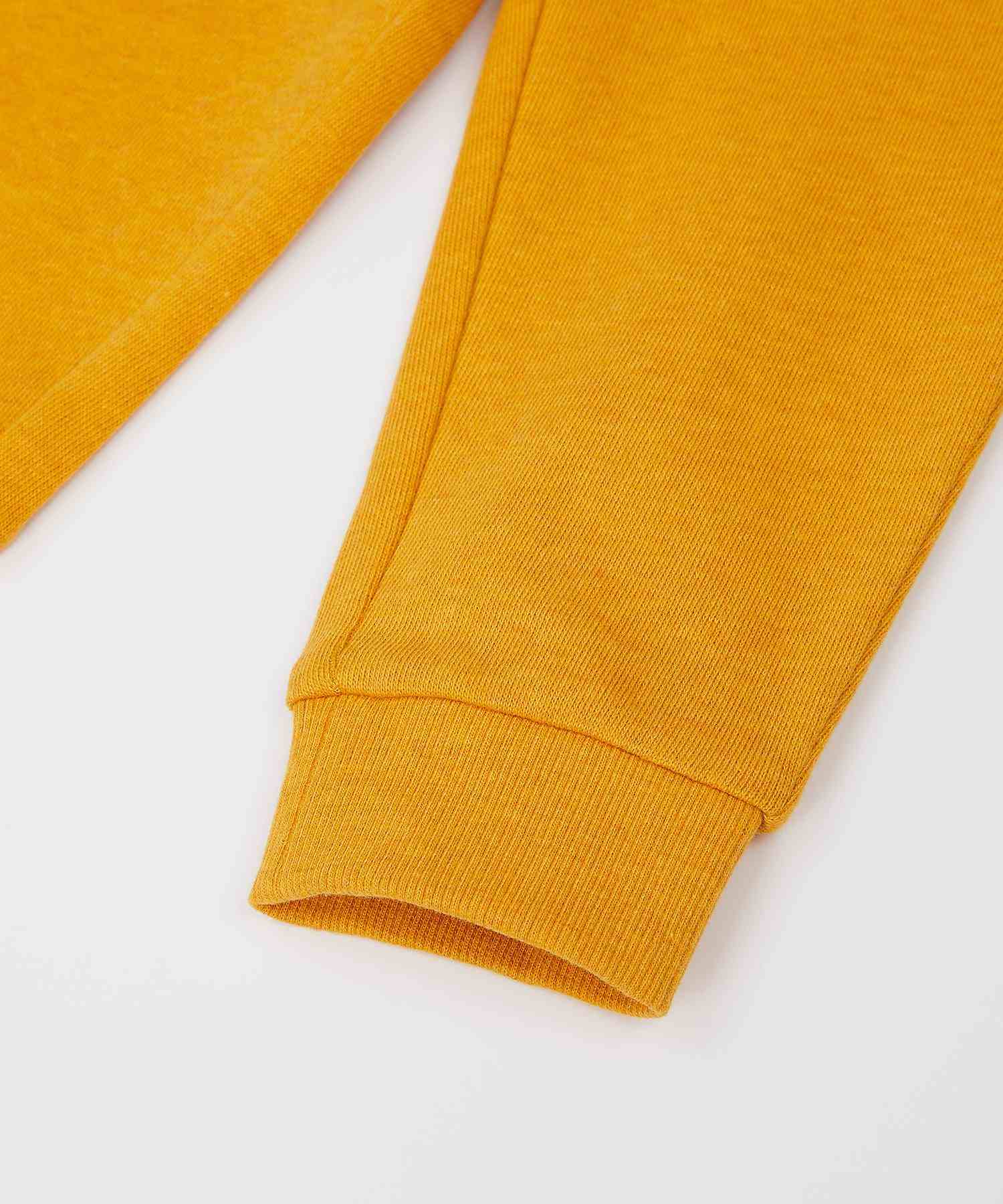 https://cdn.fynd.com/v2/falling-surf-7c8bb8/fyprod/wrkr/products/pictures/item/free/original/mothercare/YB996/3/_VKj7iIUPA-YB996-4.jpg
