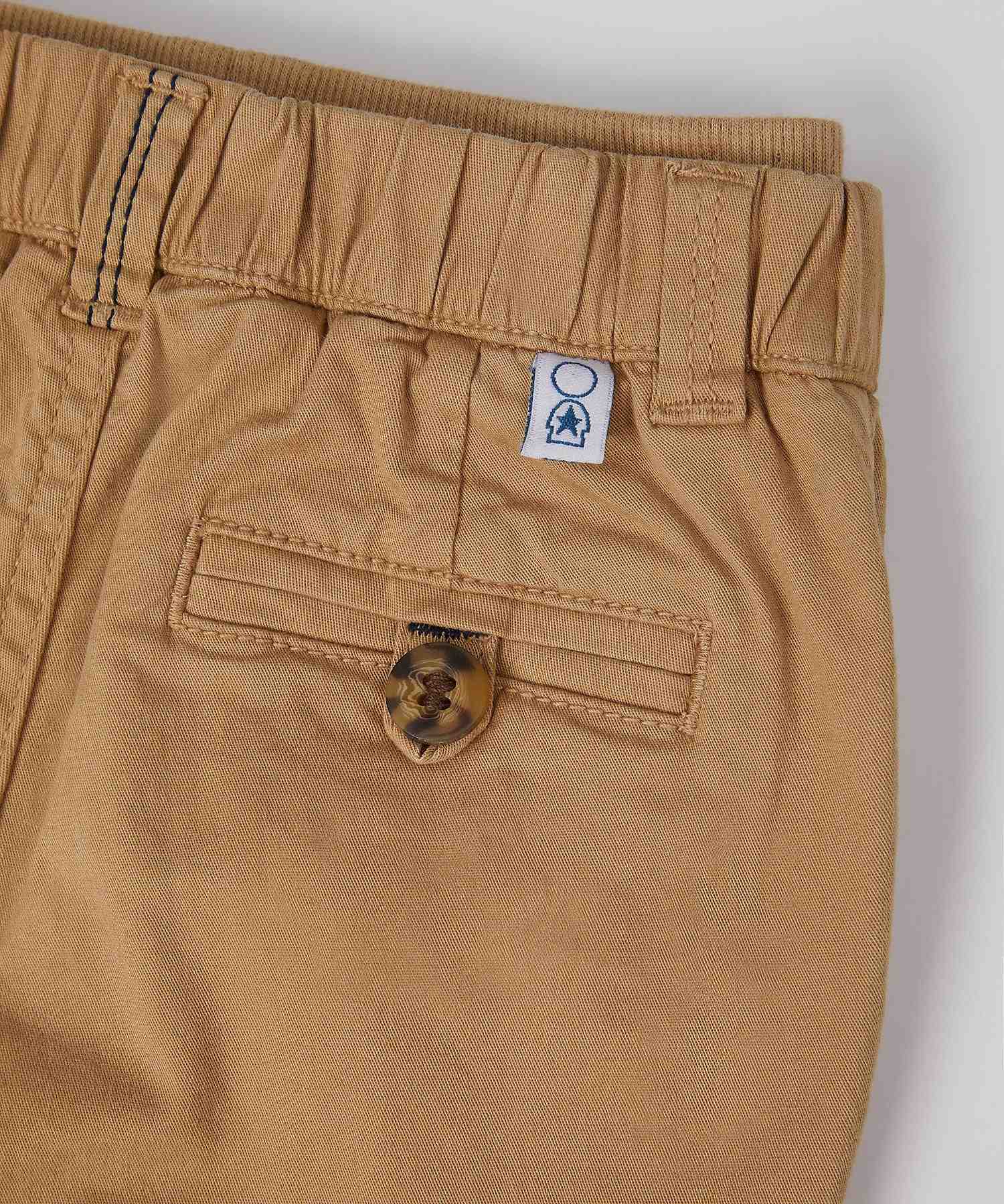 https://cdn.fynd.com/v2/falling-surf-7c8bb8/fyprod/wrkr/products/pictures/item/free/original/mothercare/YC312/3/XUJIpwmoQk-YC312-4.jpg