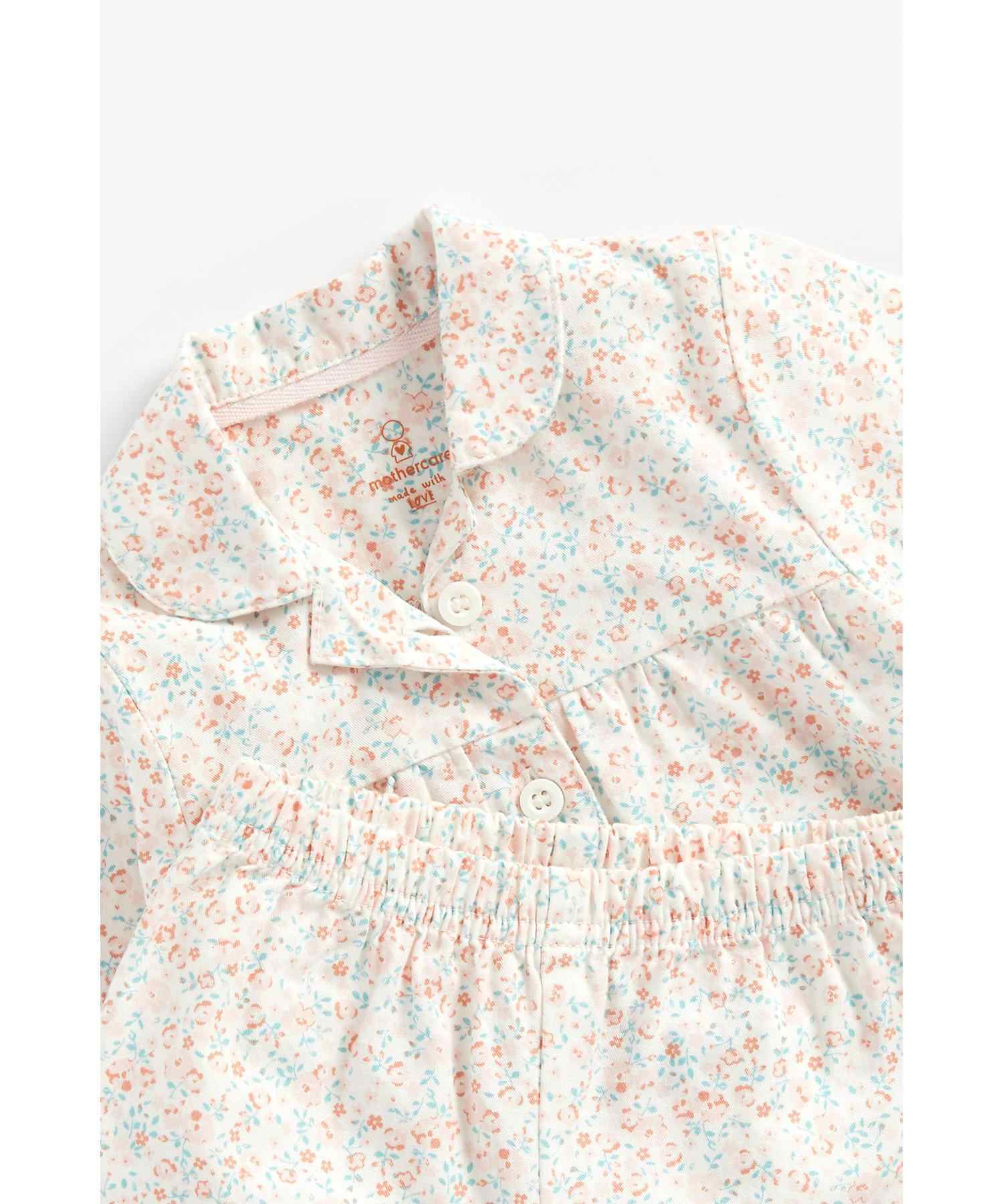 https://cdn.fynd.com/v2/falling-surf-7c8bb8/fyprod/wrkr/products/pictures/item/free/original/mothercare/ZA056/5/Xcjel_X0ug-ZA056-6.jpg