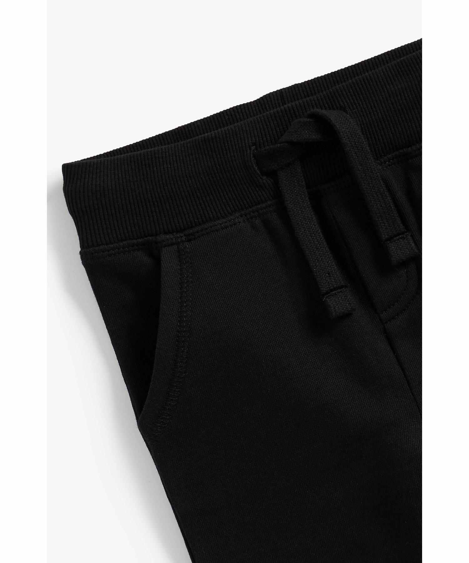 https://cdn.fynd.com/v2/falling-surf-7c8bb8/fyprod/wrkr/products/pictures/item/free/original/mothercare/ZC596/2/vRw67Lh5m5-ZC596-3.jpg