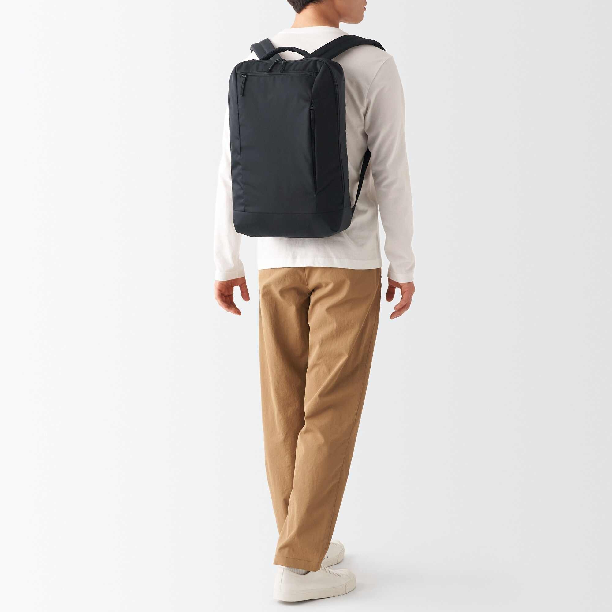 Less tiring water repellent for dress pants backpack