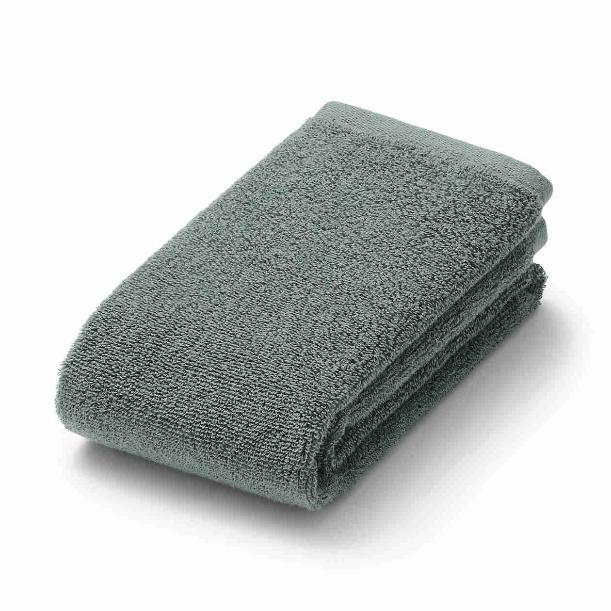 TWIN PILE FACE TOWEL WITH LOOP