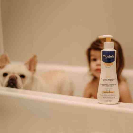https://cdn.fynd.com/v2/falling-surf-7c8bb8/fyprod/wrkr/products/pictures/item/free/original/mustela/8703221/5/3iNXzTunIR-8703221-6.jpg