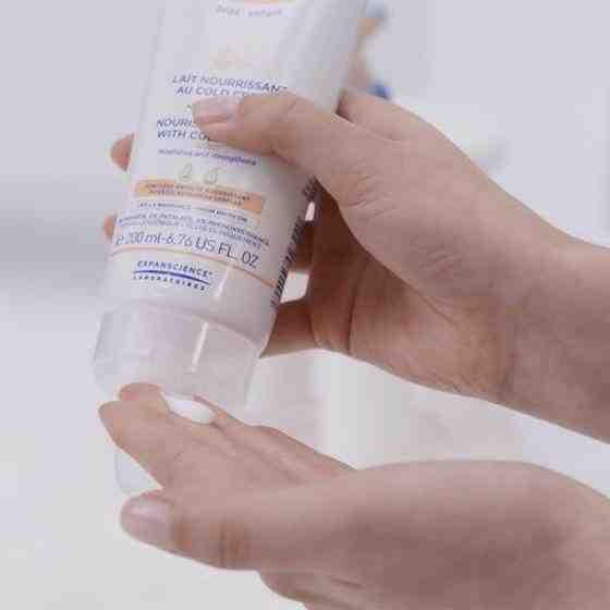 https://cdn.fynd.com/v2/falling-surf-7c8bb8/fyprod/wrkr/products/pictures/item/free/original/mustela/8703225/5/KedEkpwsfh-8703225-6.jpg