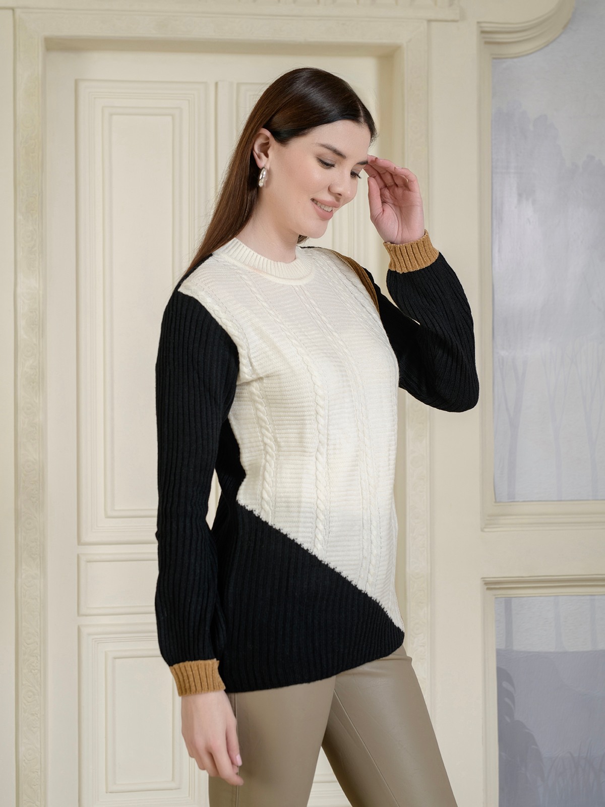 Albion LADIES WINTER TOP (WOOLEN)