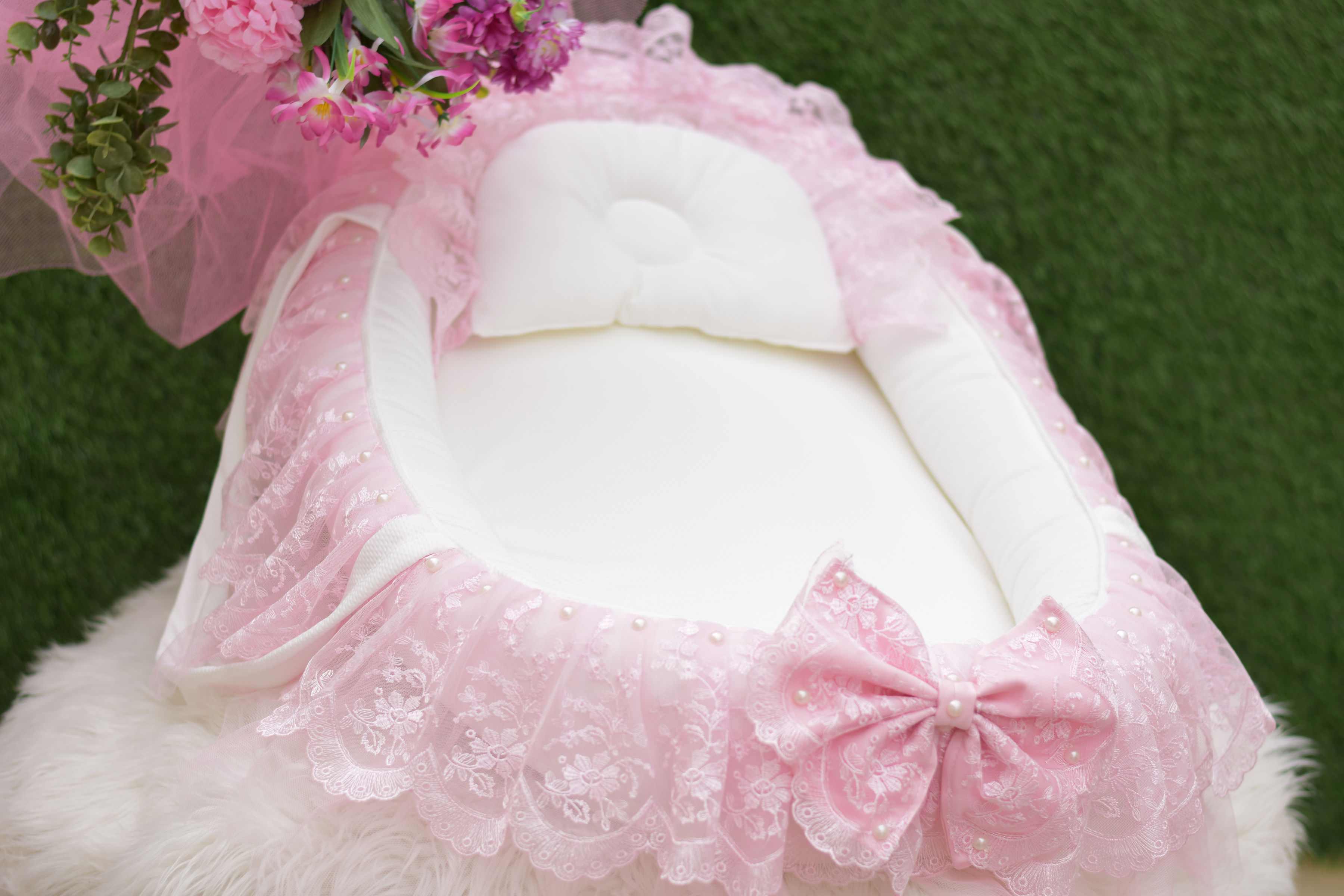 Hotbed Blush Classic Baby Nest