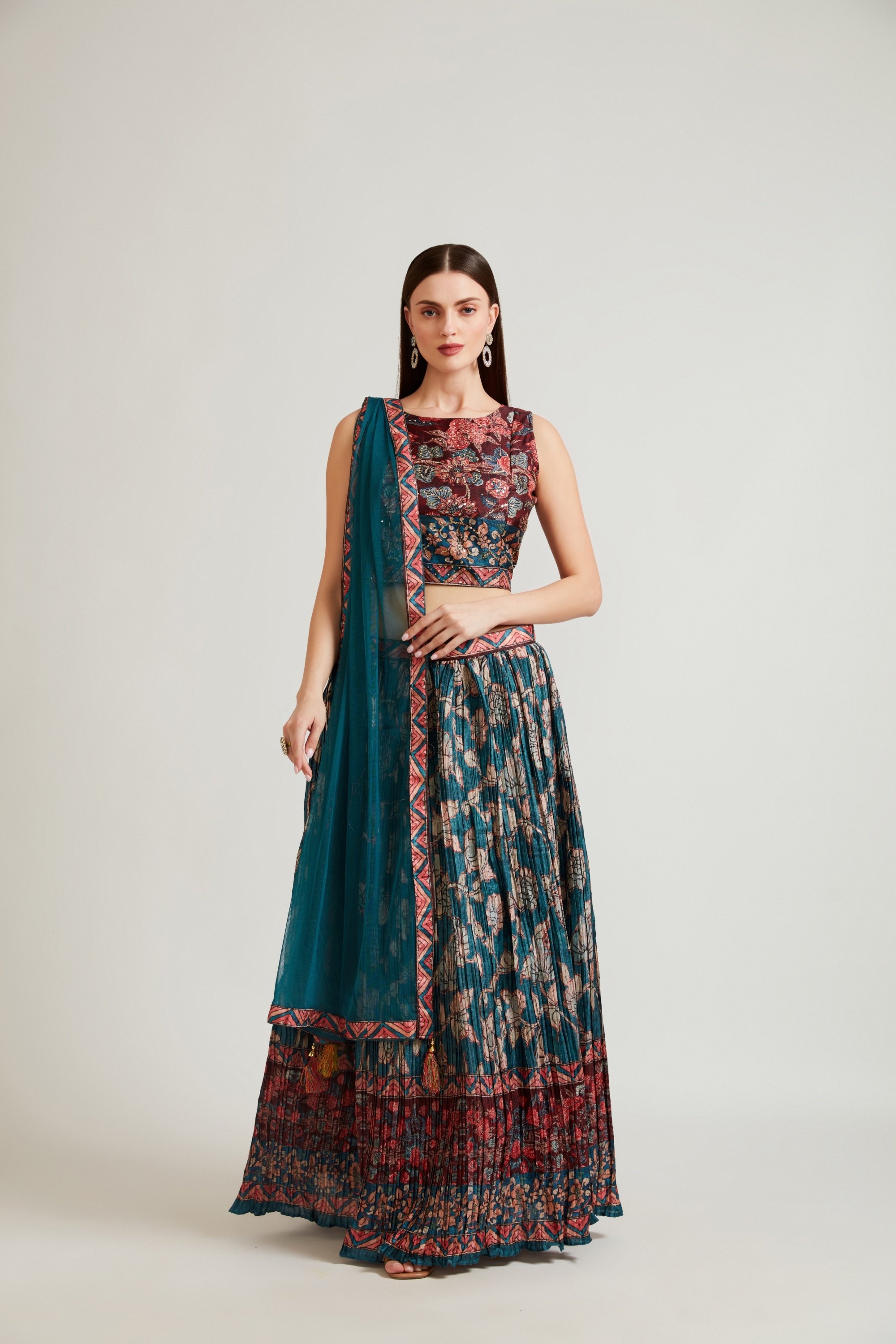 Neerus lehenga store