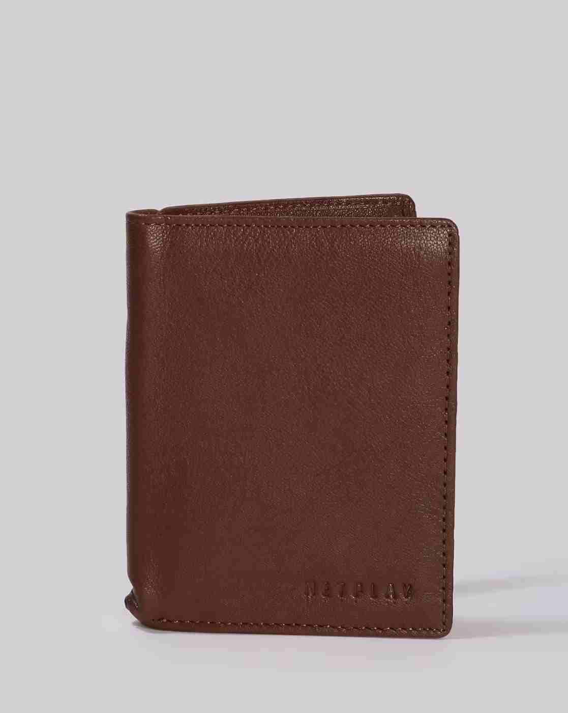 Men Leather Bi-Fold Wallet