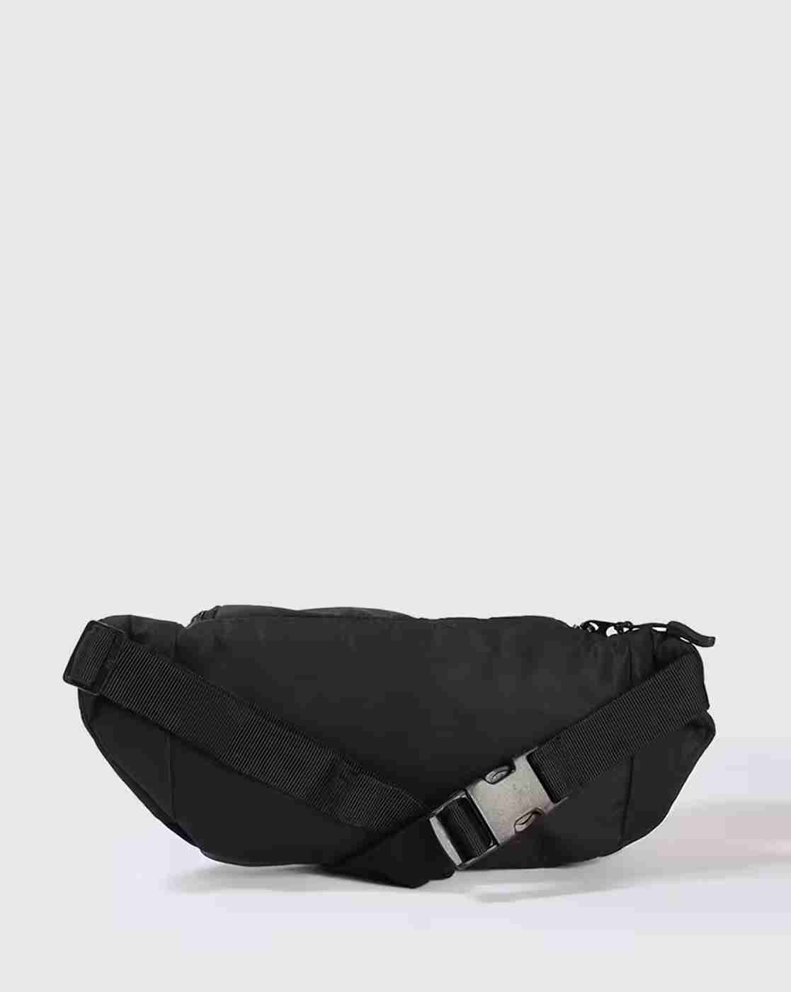 NETPLAY | Men Colourblock Waist Pouch with Adjustable Strap|4