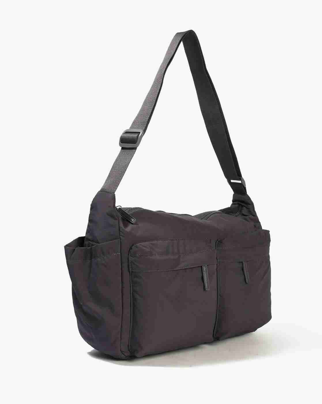 NETPLAY | Men 13" Laptop Crossbody Bag|1