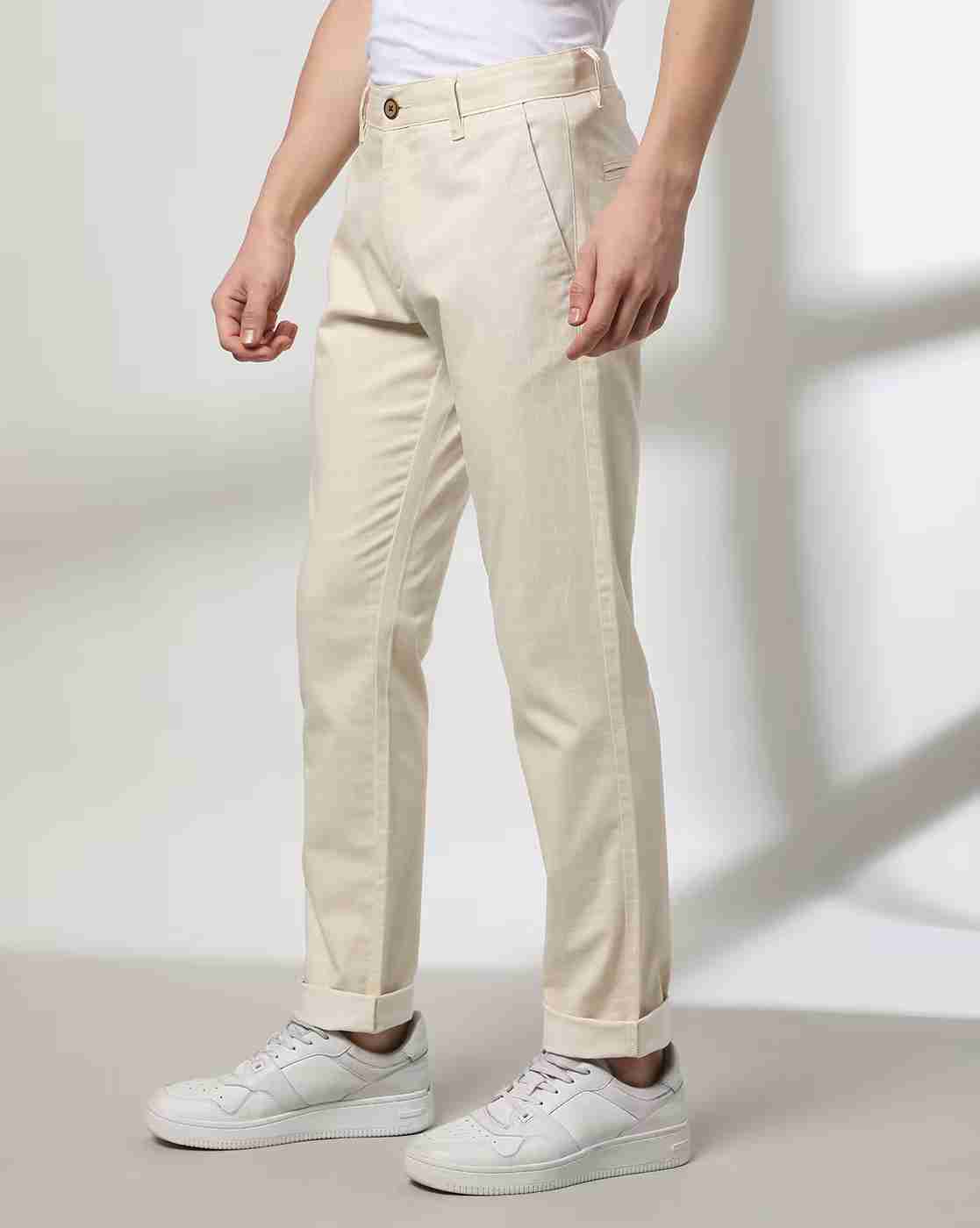 NETPLAY | Men Regular Fit Flat-Front Chinos|1