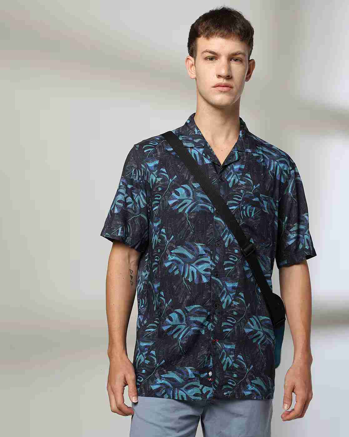 NETPLAY | Men Tropical Print Regular Fit Shirt|0