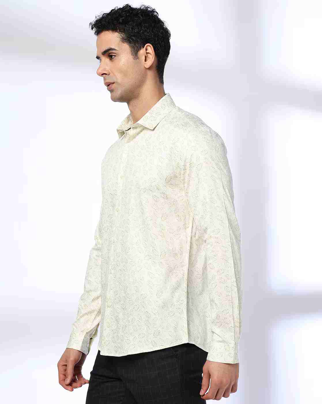NETPLAY | Men Leaf Print Slim Fit Cotton Shirt|1