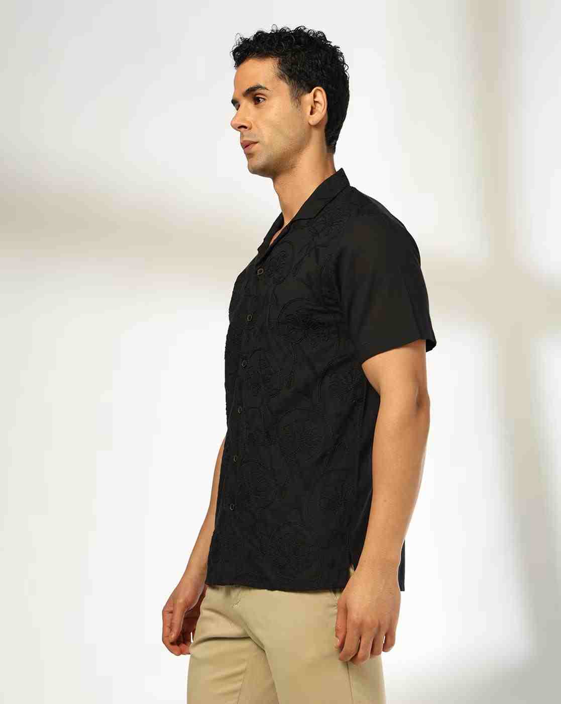 NETPLAY | Men Embroidered Regular Fit Shirt