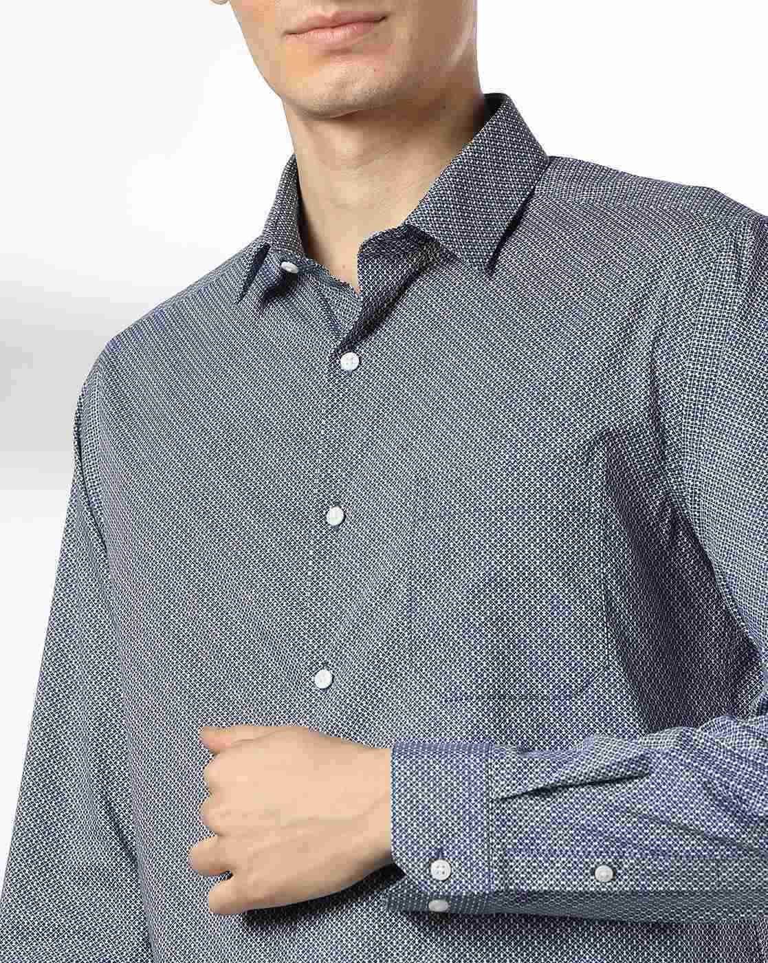 NETPLAY | Men Printed Slim Fit Shirt with Patch pocket|4