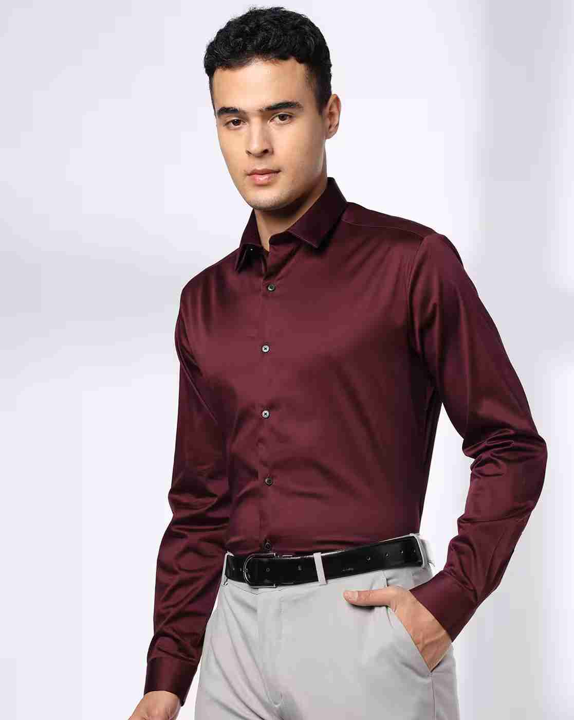 Men Slim Fit Shirt with Spread Collar