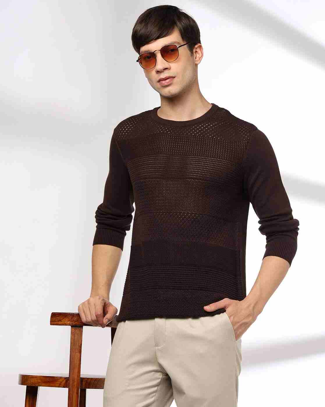 Men Engineered Structure Patterned Slim Fit Crew-Neck T-Shirt