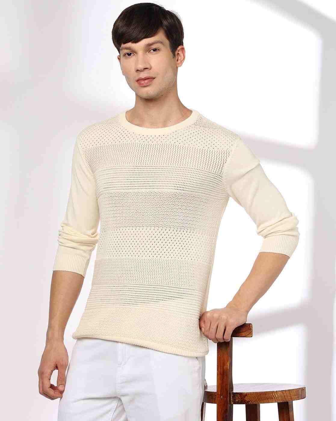 Men Engineered Structure Patterned Slim Fit Crew-Neck T-Shirt