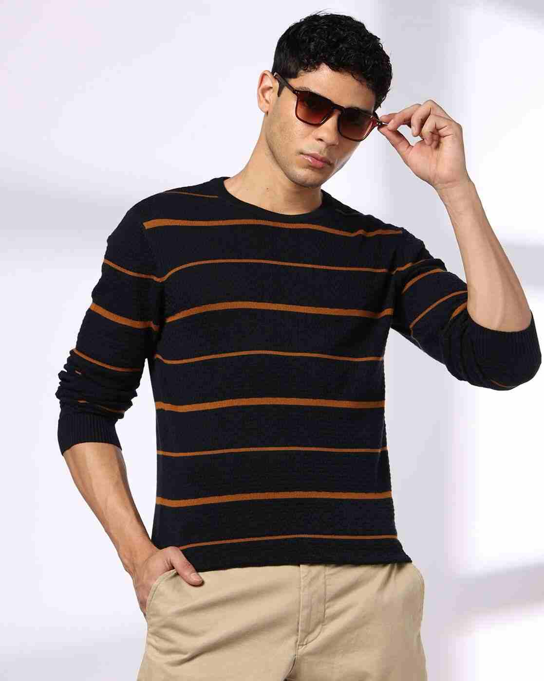Men Striped Structure Slim Fit Crew-Neck T-Shirt