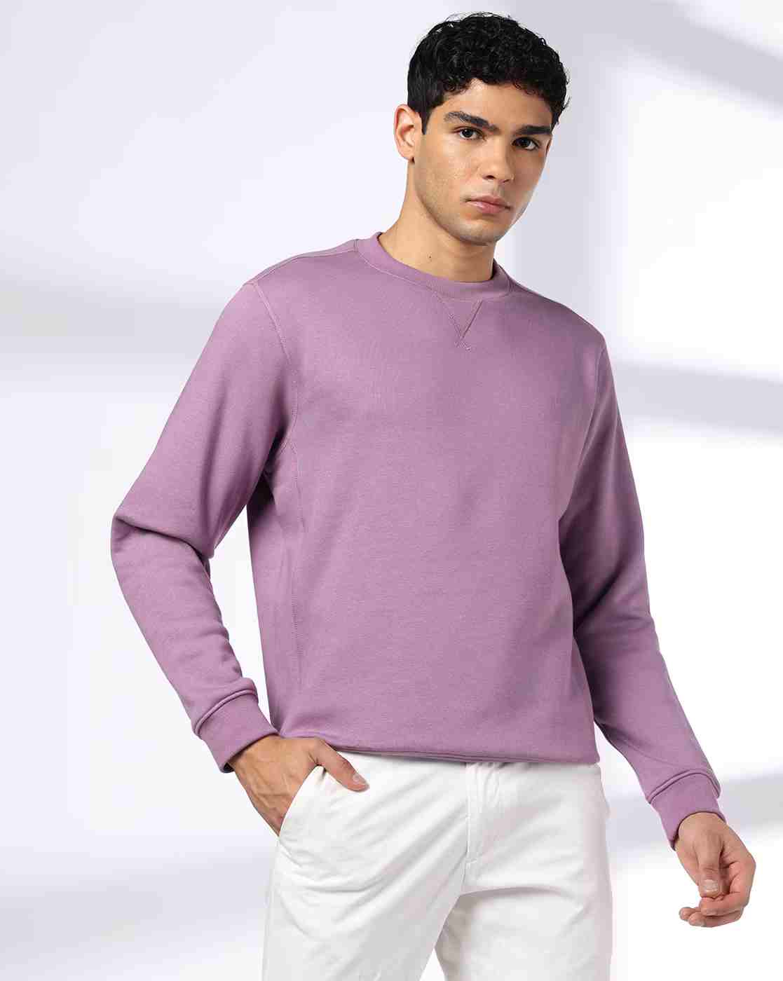 Men Regular Fit Crew-Neck Sweatshirt