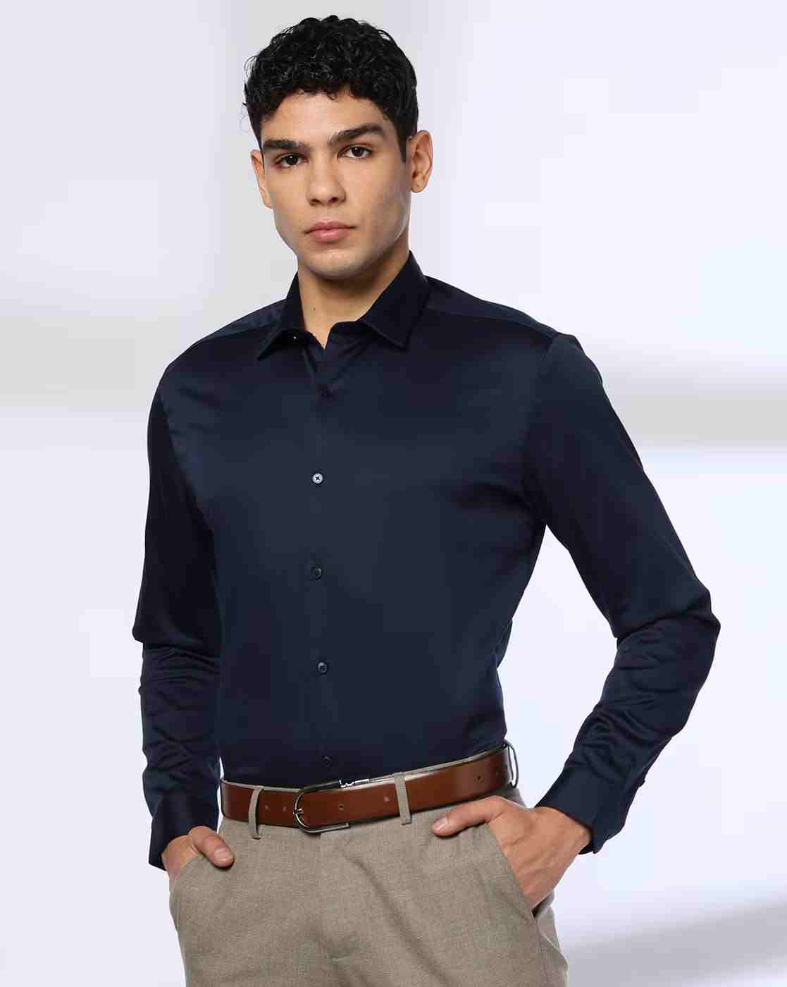 Men Regular Fit Shirt with Spread Collar
