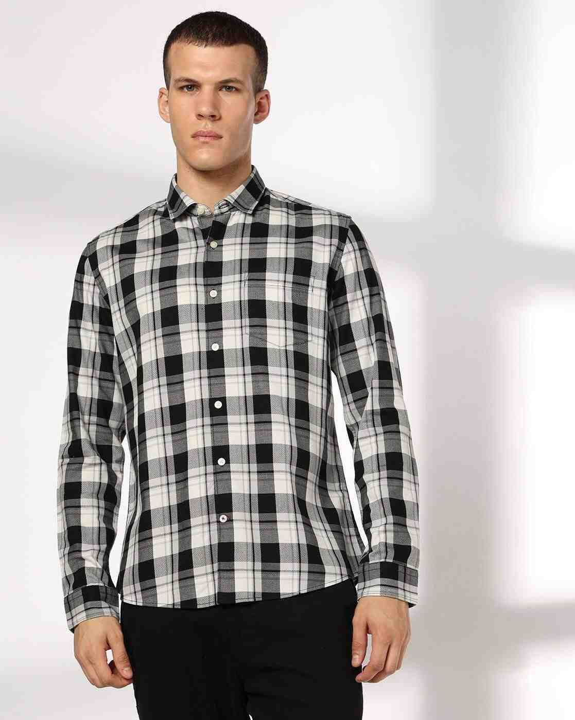 NETPLAY | Men Checked Slim Fit Shirt with Patch Pocket|3