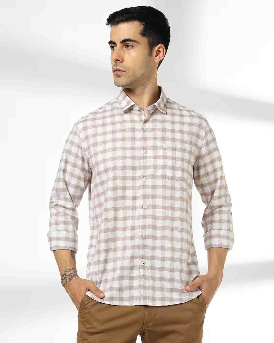 NETPLAY | Men Checked Slim Fit Shirt with Patch Pocket|1