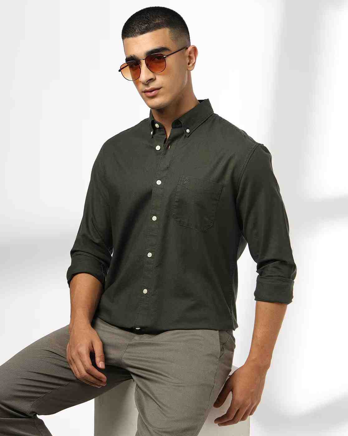 Men Slim Fit Shirt with Patch Pocket