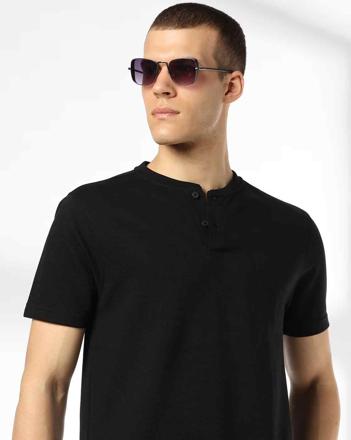 NETPLAY | Men Structured Slim Fit Henley T-Shirt|0