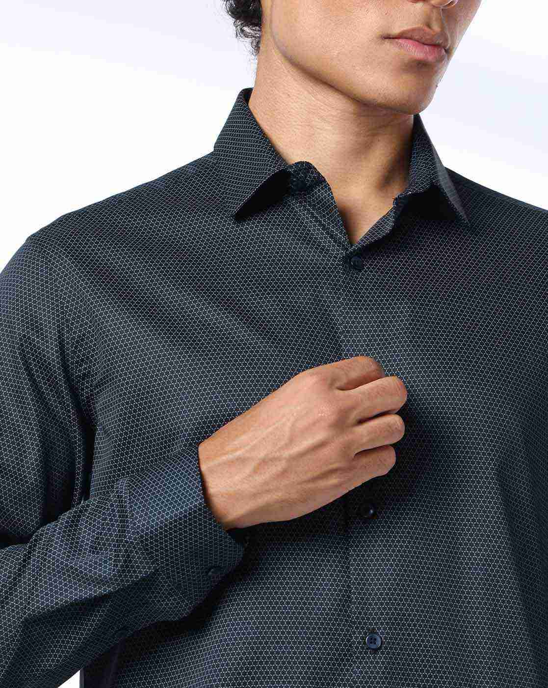 NETPLAY | Men Micro Print Slim Fit Cotton Shirt|4