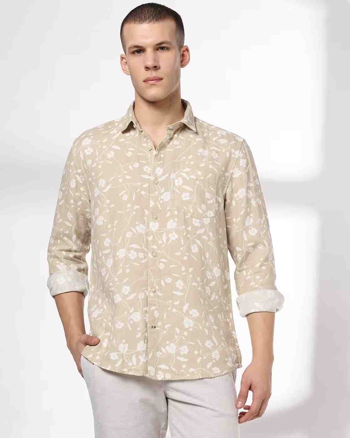 Men Floral Print Slim Fit Cotton Shirt