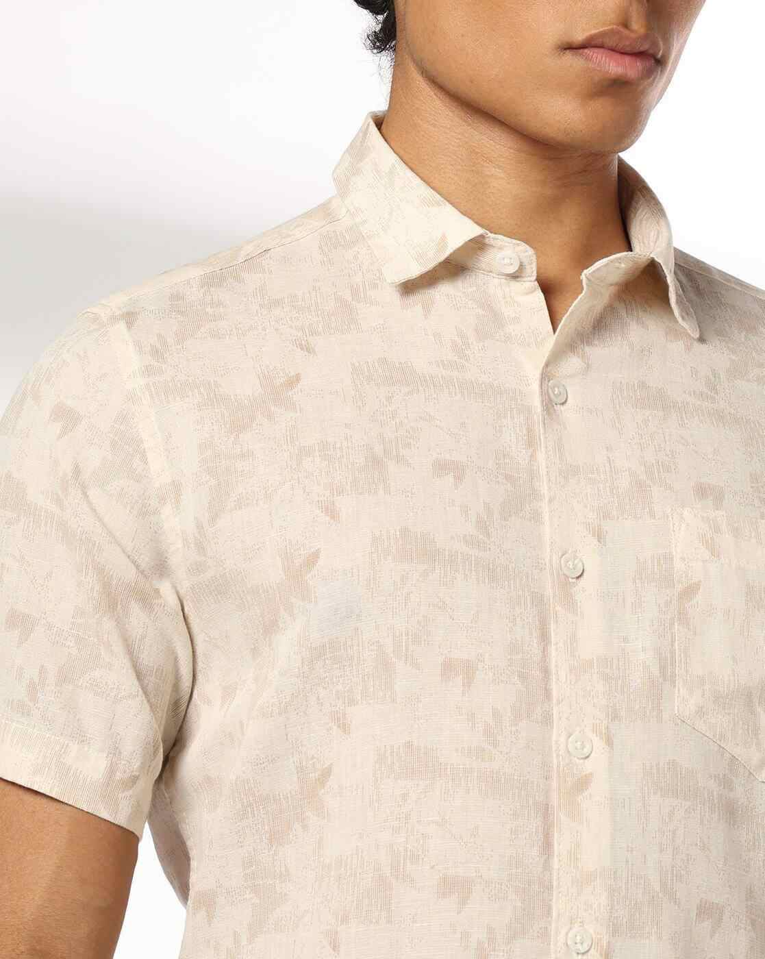 NETPLAY | Men Floral Print Slim Fit Shirt with Patch Pocket|3