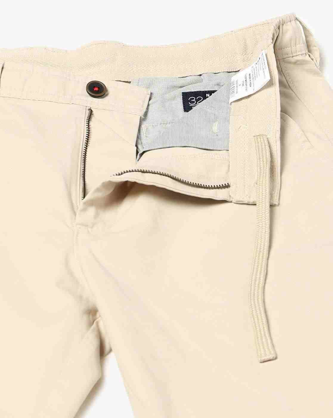 NETPLAY | Men Slim Fit Shorts with Insert Pockets|4