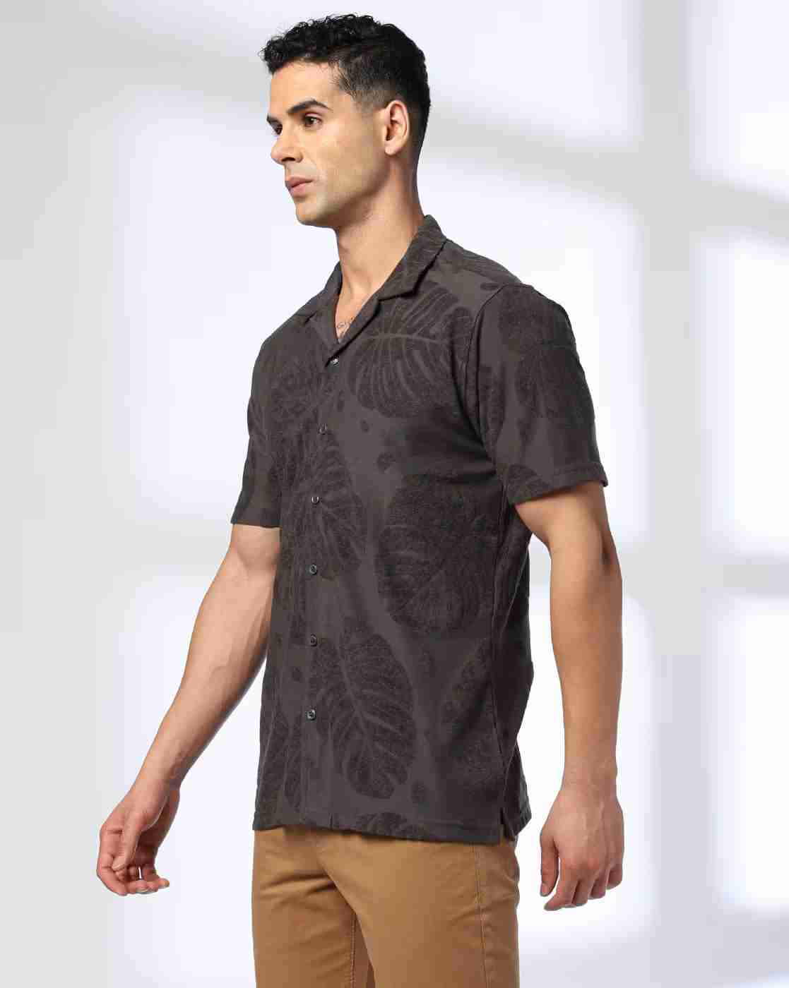 NETPLAY | Men Leaf Pattern Slim Fit Shirt|1