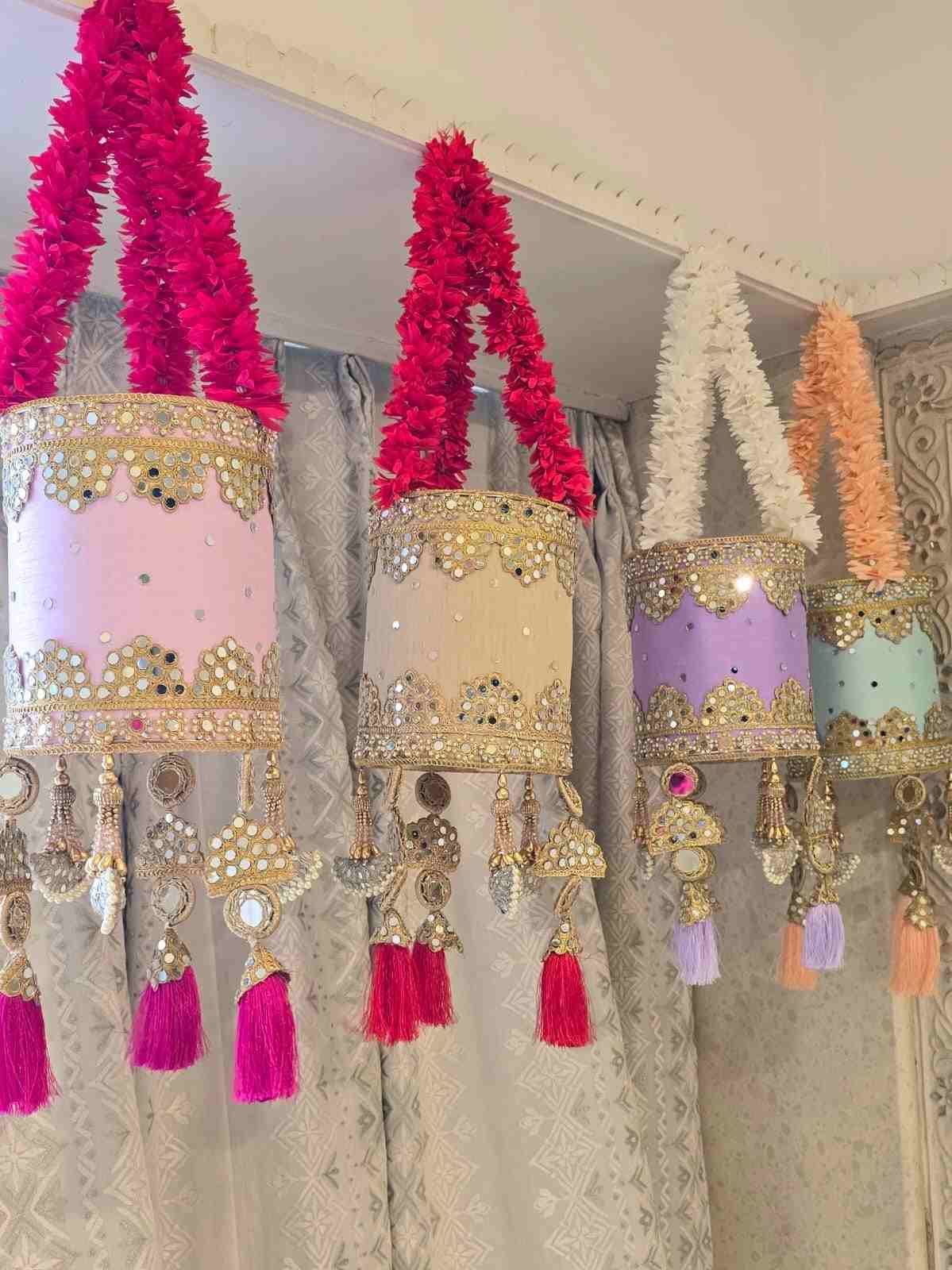Kandeel Look Hangings