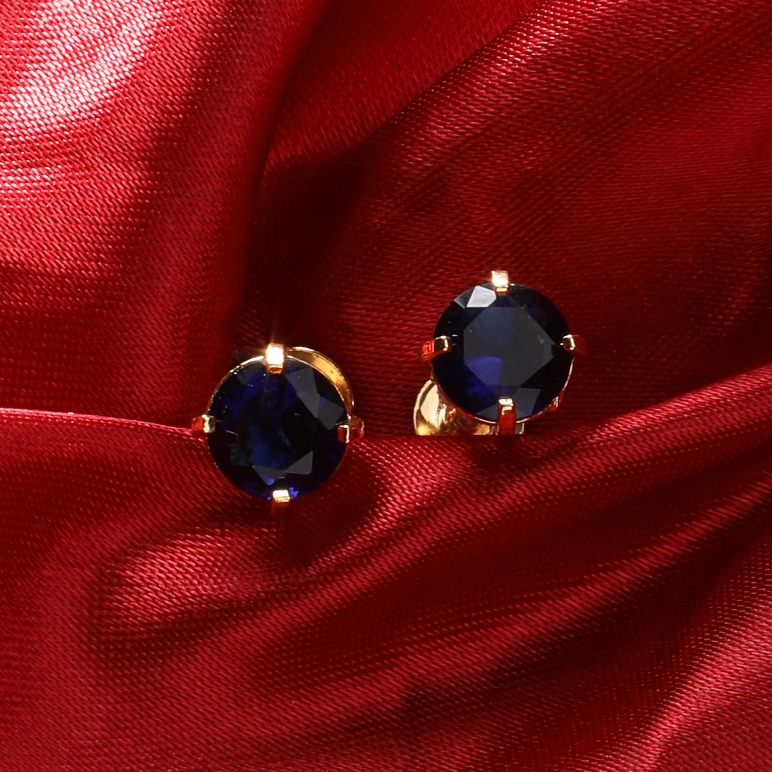 The Nila Gold Plated Blue Stud