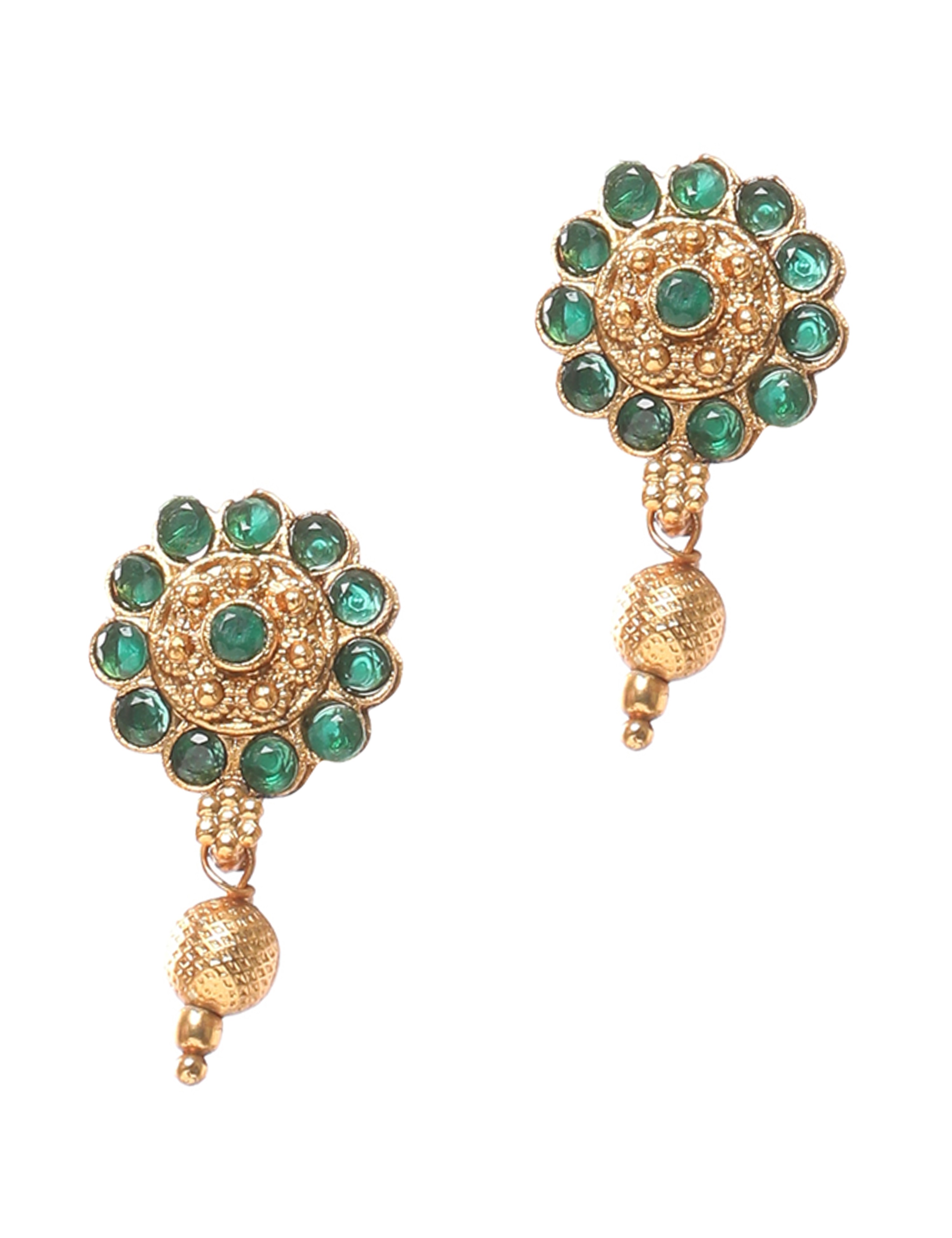 The Nila Gold Plated Pearl and Kundan Choker Set