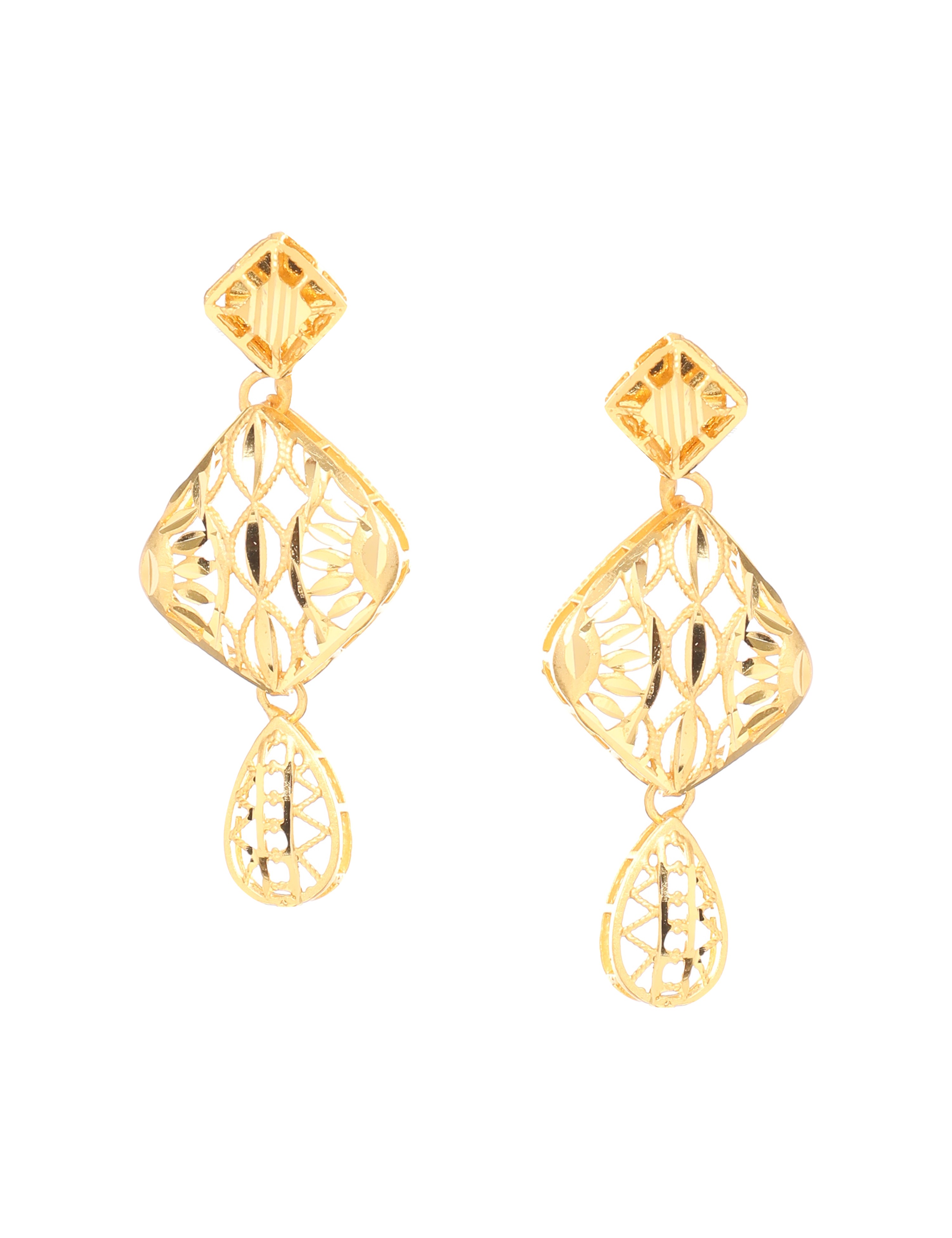 The Nila Gold Plated Pendant Chain Set