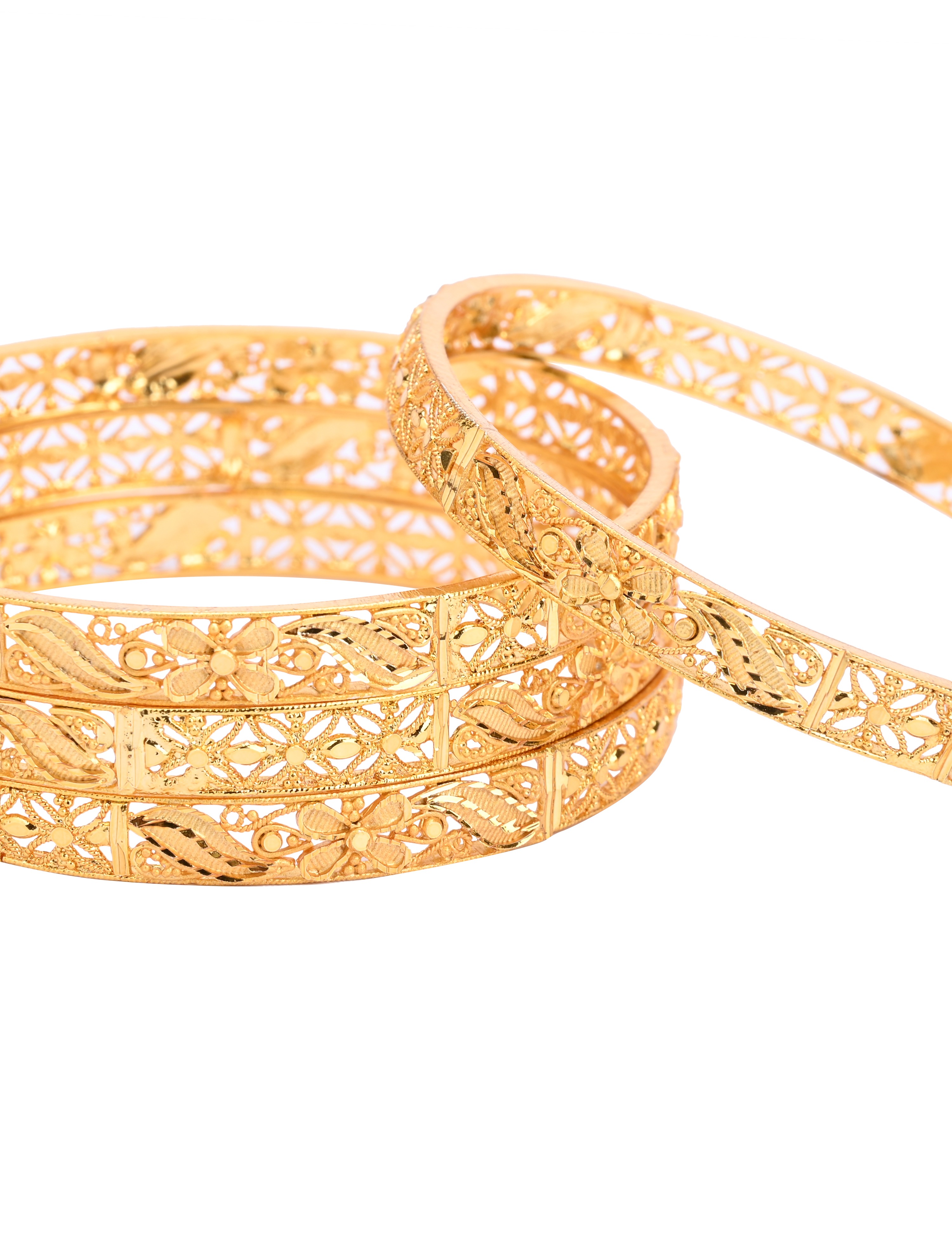 The Nila Gold Forming Plain Bangles