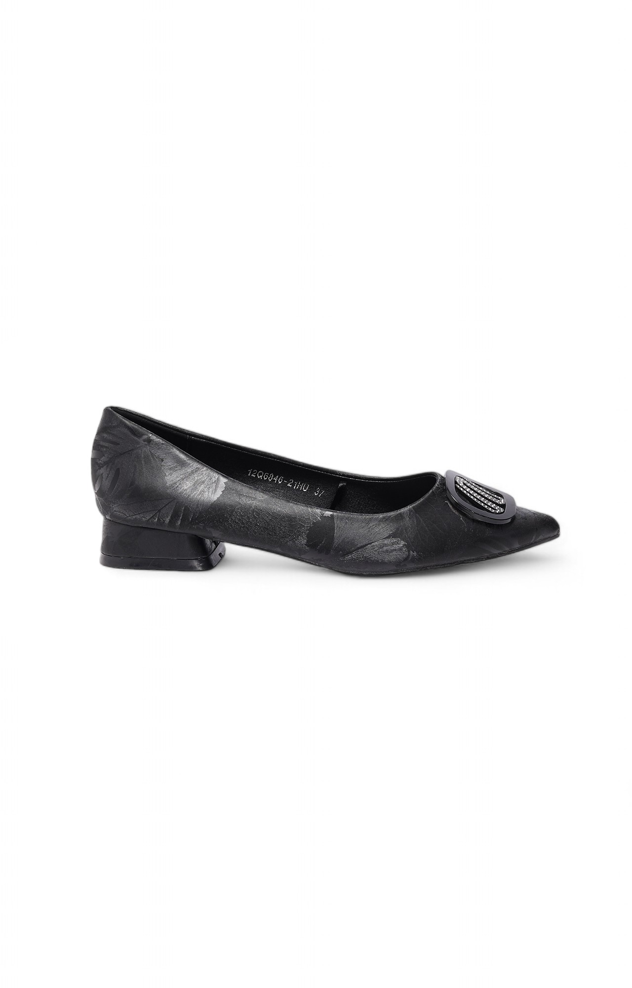 Women Black Patterned Pointed  Ballerinas