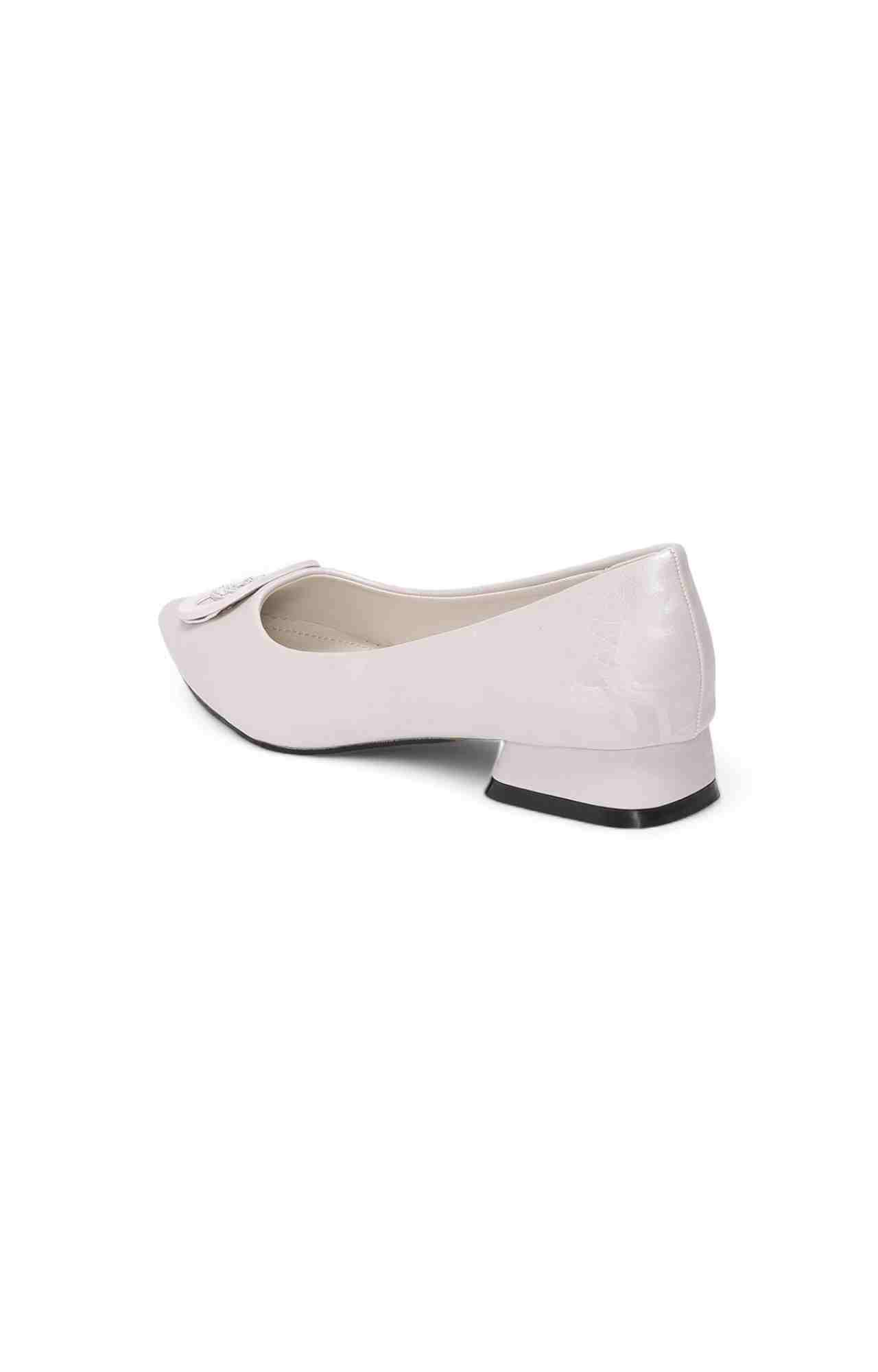 Women Pearl Shimmer Pointed Ballerinas