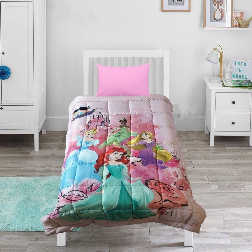 https://cdn.fynd.com/v2/falling-surf-7c8bb8/fyprod/wrkr/products/pictures/item/free/original/nmxm372pj-Wiggle-Wink-Disney-Princess-Cotton-Baby-Blanket.jpeg