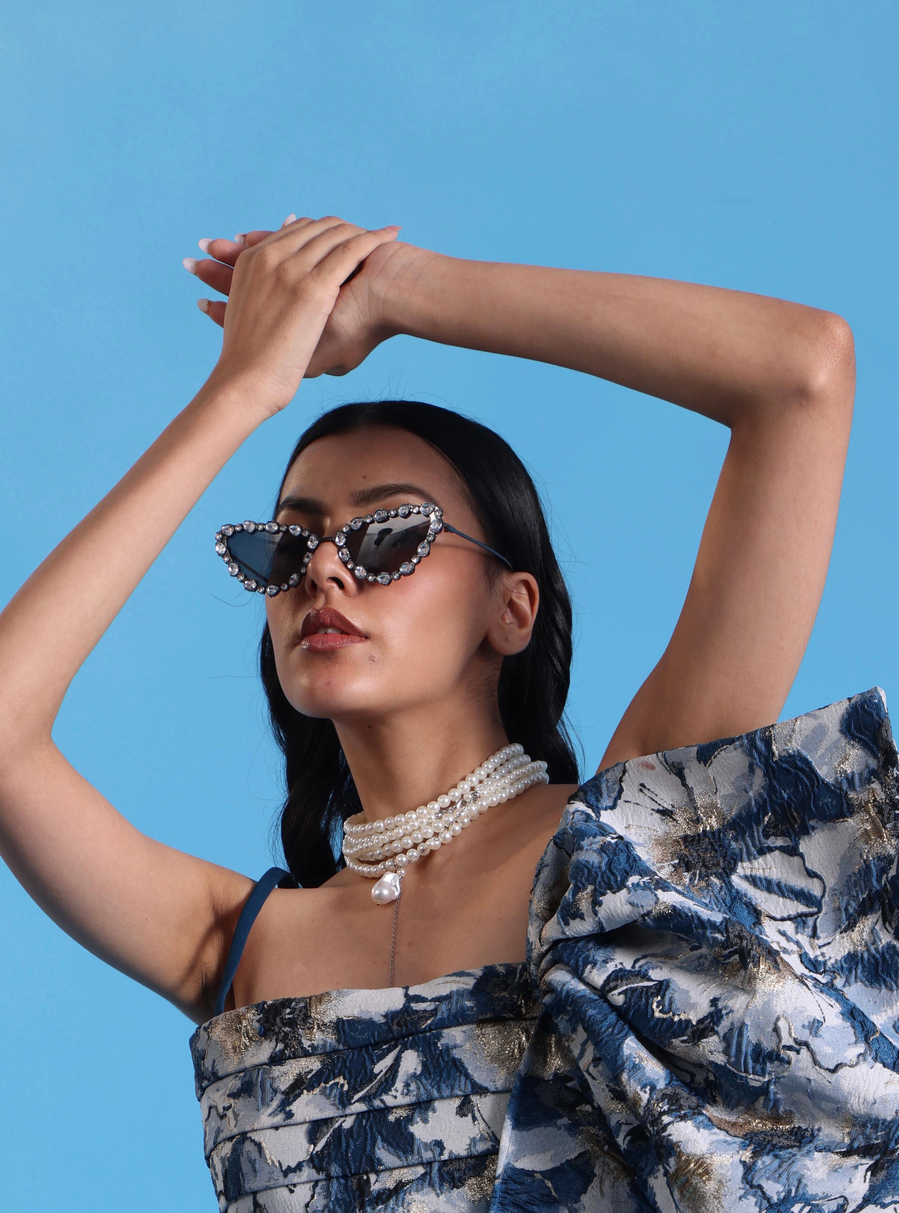 Kiara sunglasses Gold and black