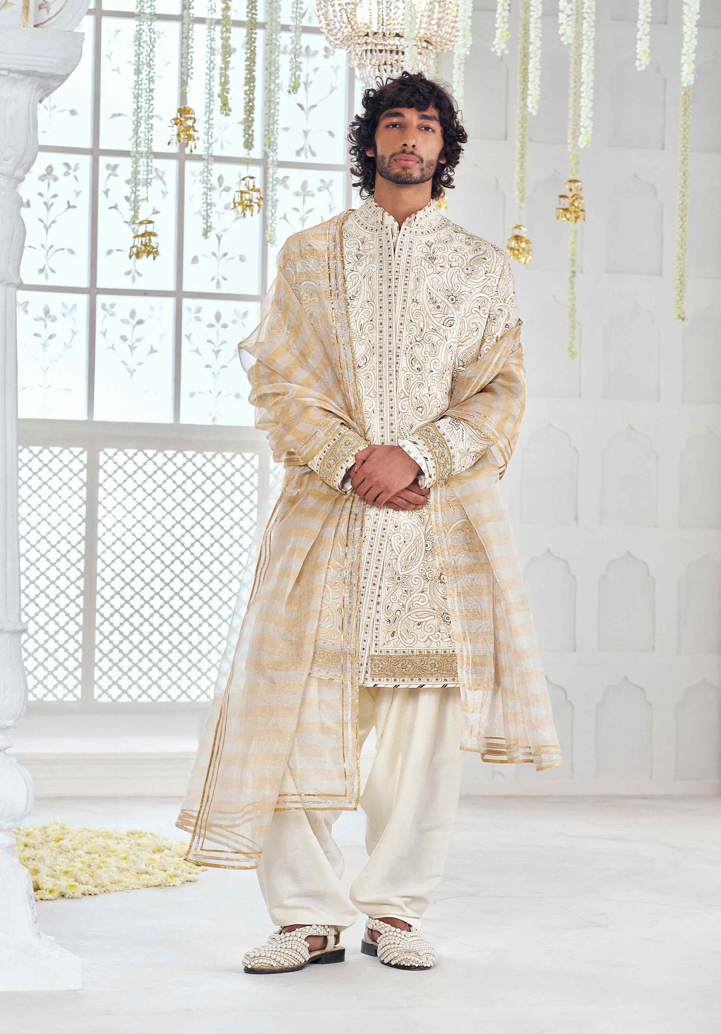 Off White Thick Ggt Sherwani