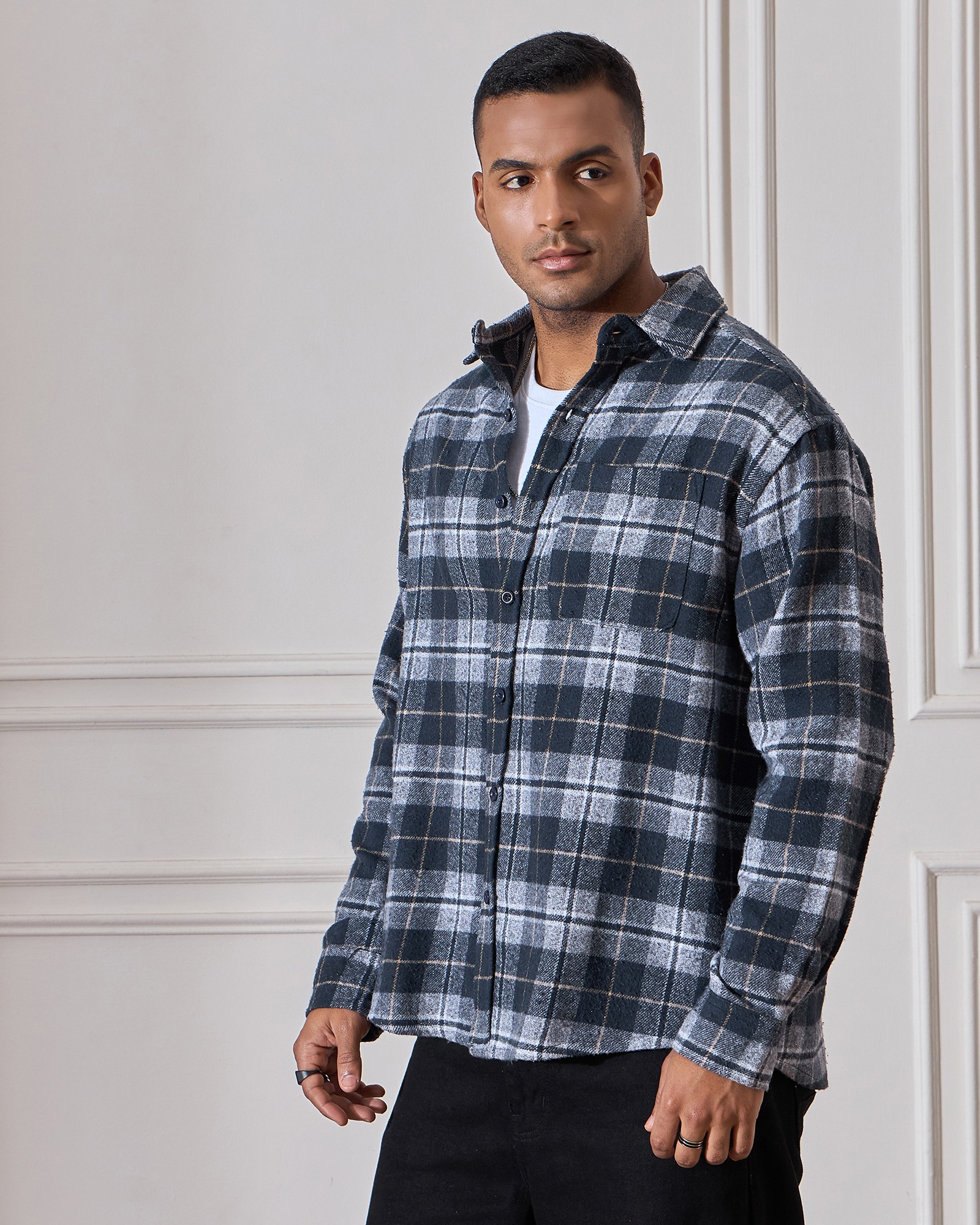 Chimpaaanzee Men Navy & Grey Oversized Fit Shirt